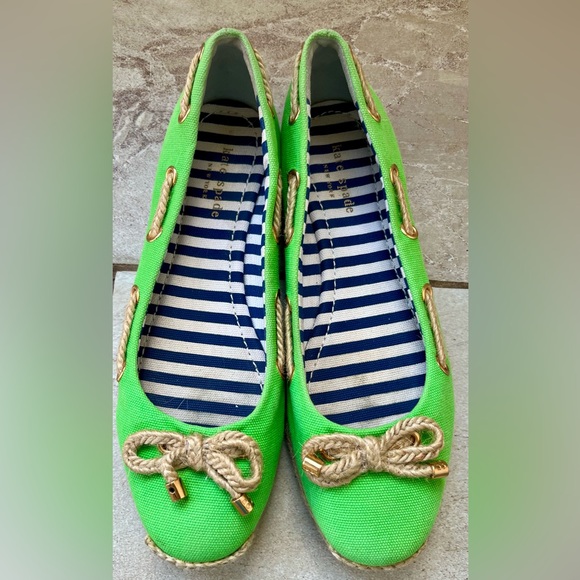 kate spade Shoes - Kate Spade Green Boat Flats  with Rope Bow. Size 7.5 VGUC